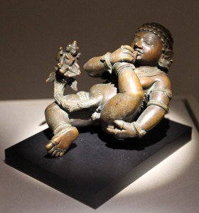 Bronze Vatapatrashayi Krishna sculpture; Brahma is seated on the lotus stalk emerging from Krishna's navel.