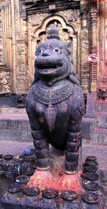 Another guardian sculpture protecting the temple, this one at the main entrance.