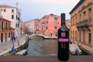 Italian red wine made from Negromaro grapes.