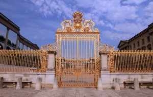 The gate to the Royal Courtyard.