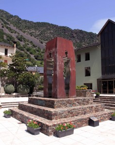 A modern sculpture displayed in a small square in Andora la Vella.